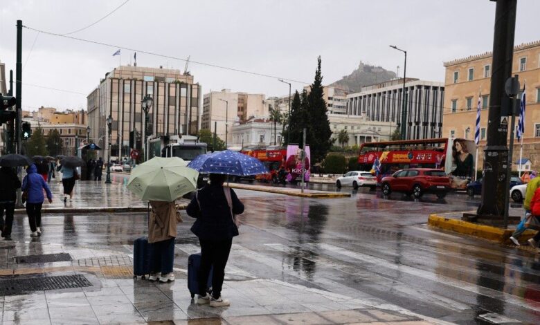 Καιρός:-Ισχυρές-βροχές-και-καταιγίδες-μέχρι-την-Τρίτη,-στο-επίκεντρο-η-Αττική-–-Έκτακτο-δελτίο-από-την-ΕΜΥ