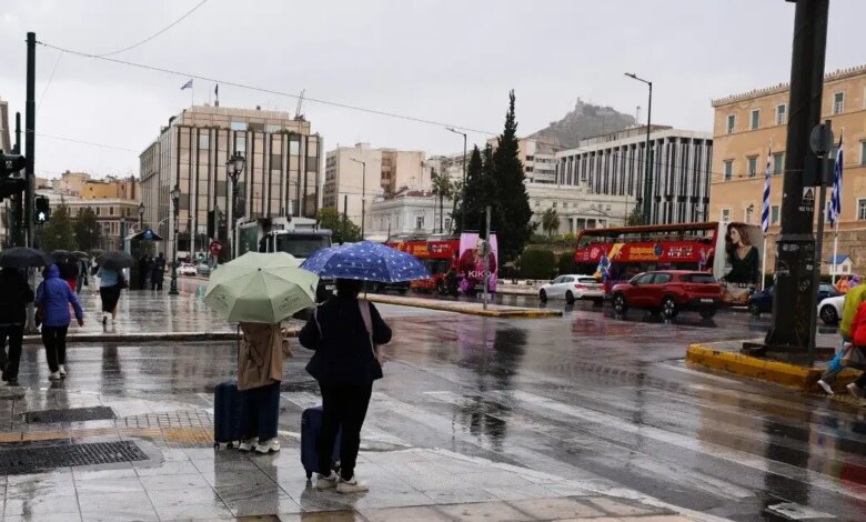 Καιρός:-Ισχυρές-βροχές-και-καταιγίδες-μέχρι-την-Τρίτη,-στο-επίκεντρο-η-Αττική-–-Έκτακτο-δελτίο-από-την-ΕΜΥ