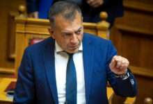Έκτακτη-συνάντηση-Βρούτση-–-ΕΟΚ-τη-Δευτέρα-μετά-την-παραίτηση-του-Βαγγέλη-Λιόλιου