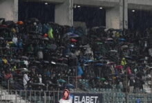 Βόλος-–-Παναθηναϊκός:-«Τρέλα»-στη-βροχή-από-τους-οπαδούς-του-«τριφυλλιού»-στο-Πανθεσσαλικό