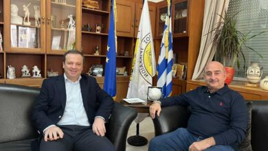 Συνάντηση-Σακκά-–-Λιούτα-στο-Δημαρχείο-Τρικάλων