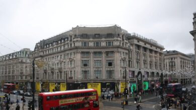 Τέλος-εποχής-για-τη-διάσημη-oxford-street-του-Λονδίνου:-Έγινε-πεζόδρομος-–-Για-«ιστορική-στιγμή»-έκανε-λόγο-ο-δήμαρχος