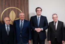 Πιερρακάκης:-«Φρένο»-στις-αυξήσεις-φόρου-στα-καπνικά-–-Από-το-2036-οι-νέες-επιβαρύνσεις