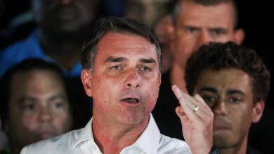 Βραζιλία:-Ο-Φλάβιο-Μπολσονάρο-δήλωσε-πως-του-απαγορεύθηκε-η-έξοδος-από-τη-χώρα