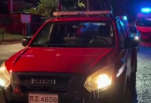 Φωτιά-σε-φανοποιείο-στη-Νέα-Πέραμο,-59χρονος-ανασύρθηκε-χωρίς-τις-αισθήσεις-του
