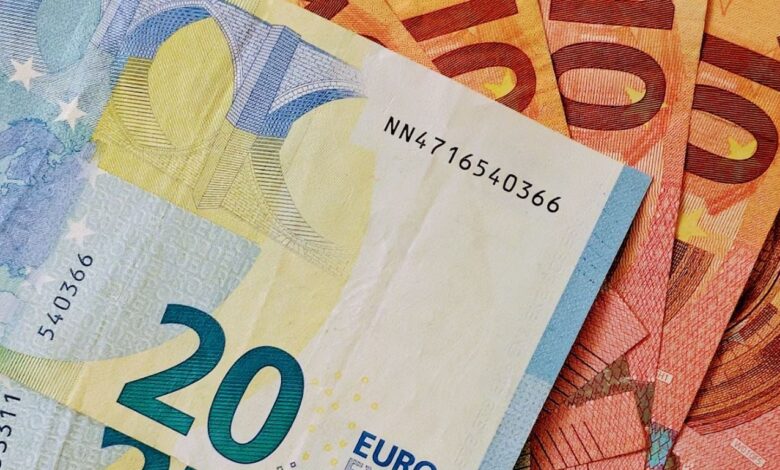 Βουλή:-Κατατέθηκε-το-νομοσχέδιο-για-την-προστασία-των-συνεπών-οφειλετών-–-tι-αναφέρει