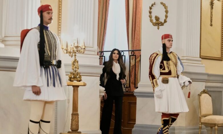 Πέρα-από-την-Κίμπερλι-Γκιλφόιλ:-Πρέσβεις-που-απομακρύνθηκαν-μετά-από-σκάνδαλα-–-Από-το-ερωτικό-blog-μέχρι-τον-διπλωμάτη-που-αποκοιμήθηκε