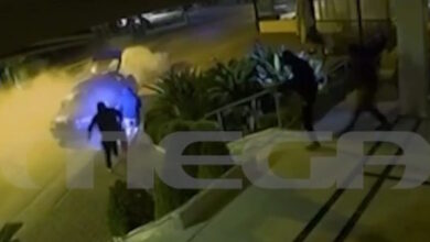 Αυλίδα:-Κινηματογραφική-διάρρηξη-με-μπουλντόζα-σε-κοσμηματοπωλείο-–-«Πάνω-από-10.000-η-ζημιά-στο-κτίριο»,-είπε-ο-ιδιοκτήτης
