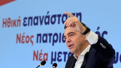 ΕΛΑΣ:-«Ομολογία-ενοχής»-η-απομάκρυνση-Μπεκίρη-από-το-γραφείο-Μητσοτάκη