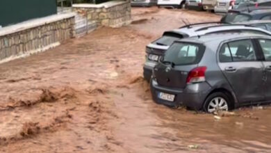 Κακοκαιρία-στη-Σύμη:-Σε-ποτάμια-μετατράπηκαν-οι-δρόμοι-–-Βίντεο