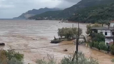 Νότιο-Πήλιο:-Ο-Πλατανιάς-κόπηκε-στα-δύο-από-τις-πλημμύρες-–-Χωρίς-νερό-έξι-οικισμοί,-εικόνες-καταστροφής