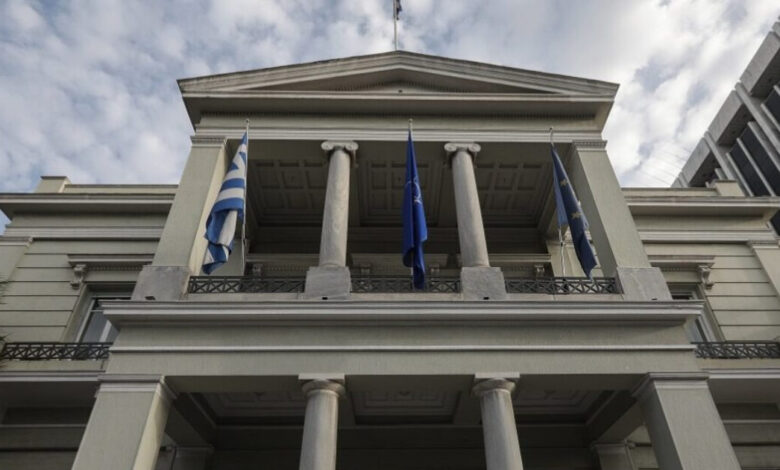 ΥΠΕΞ-για-την-επίθεση-με-drone-σε-ελληνόκτητο-πλοίο:-«Οι-υπεύθυνοι-πρέπει-να-λογοδοτήσουν»