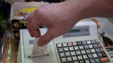 «Πειραγμένες-ταμειακές-μηχανές»:-Τι-λένε-κατασκευαστές-και-εισαγωγείς-250.000-ταμειακών-συστημάτων-που-λειτουργούν-στην-αγορά