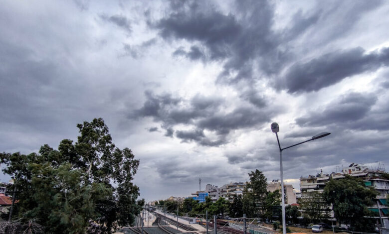 Καιρός-αύριο:-Συννεφιά-και-βροχές-σε-Έβρο-και-νότια-Πελοπόννησο-–-Μικρή-άνοδος-της-θερμοκρασίας