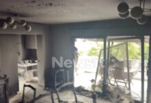 Γλυφάδα:-Συγκλονίζει-θύμα-του-υπαξιωματικού-του-Πολεμικού-Ναυτικού-για-τους-εμπρησμούς-–-«Μου-είπε-ότι-θα-με-σκοτώσει»