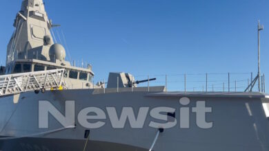 Δένδιας-από-τη-Λοριάν-για-τη-φρεγάτα-fdi-Νέαρχος:-«Ένα-κομμάτι-έχει-πίσω-της-ελληνικά-χέρια-και-ελληνική-ψυχή»