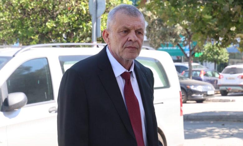 Απόστολος-Γκλέτσος:-«Η-φύση-λέει-ότι-δύο-άντρες-μπορούν-να-είναι-ζευγάρι,-δεν-λέει-όμως-ότι-μπορούν-να-γίνουν-γονείς»