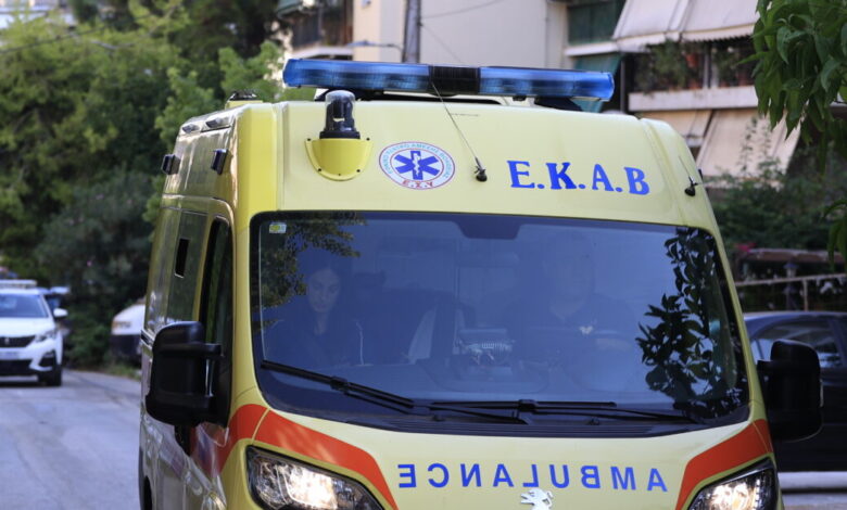 Θεσσαλονίκη:-Πιάστηκε-το-μπουφάν-της-στις-κυλιόμενες-σκάλες-και-έπεσε-από-ύψος-η-6χρονη-που-νοσηλεύεται-στο-Παπαγεωργίου