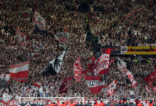 bundesliga:-Η-Λειψία-πέρασε-με-ανατροπή-από-το-Άουγκσμπουργκ-και-περιμένει-το-ντέρμπι-κορυφής-ανάμεσα-σε-Μπάγερν-Μονάχου-και-Ντόρτμουντ