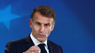 le-figaro:-Υπό-ασφυκτική-πολιτική-πίεση-ο-Μακρόν-μετά-τις-λεηλασίες-και-τα-επεισόδια-στη-Γαλλία