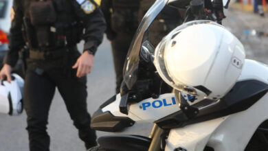Περιστέρι:-Δύο-συλλήψεις-για-πιστόλι-και-φυσίγγια-–-Τα-είχε-κρύψει-στο-εσώρουχό-του