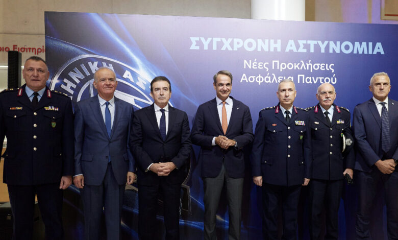 Μητσοτάκης:-Ευχές-στην-ηγεσία-της-ΕΛΑΣ-για-την-Ημέρα-της-Ελληνικής-Αστυνομίας