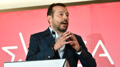 Νίκος-Παππάς:-«Καλούμε-τη-νεολαία-να-βγει-στον-δρόμο»-–-«Οι-μαζικές-διαδηλώσεις-είναι-ανάσα-για-τη-δημοκρατία»