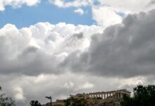 Καιρός:-Λιακάδα-και-υψηλές-θερμοκρασίες-σήμερα-Τρίτη,-νέο-κύμα-κακοκαιρίας-από-Τετάρτη-–-Καταιγίδες-το-Σαββατοκύριακό