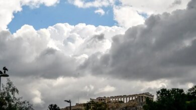 Καιρός:-Λιακάδα-και-υψηλές-θερμοκρασίες-σήμερα-Τρίτη,-νέο-κύμα-κακοκαιρίας-από-Τετάρτη-–-Καταιγίδες-το-Σαββατοκύριακό