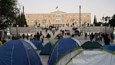 Το-πανεκπαιδευτικό-συλλαλητήριο-«παραλύει»-το-κέντρο-της-Αθήνας-–-Ποιοι-απεργούν,-πως-θα-κινηθούν-τα-μέσα-μεταφοράς