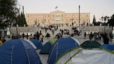 Το-πανεκπαιδευτικό-συλλαλητήριο-«παραλύει»-το-κέντρο-της-Αθήνας-–-Ποιοι-απεργούν,-πως-θα-κινηθούν-τα-μέσα-μεταφοράς